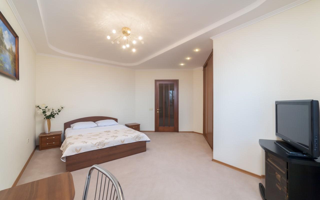 Family Shevchenko Avenue Apartment *